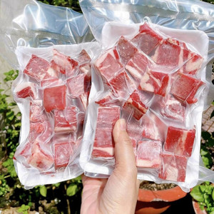 ⠀говядина кубиками⠀⠀⠀ (165k/кг)